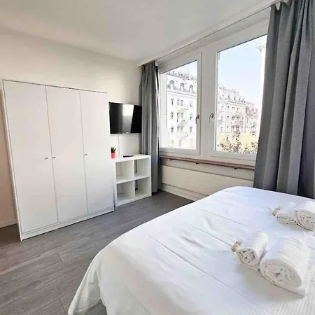 Lägenhet Downtown Deluxe With Queen Bed Be-25 *