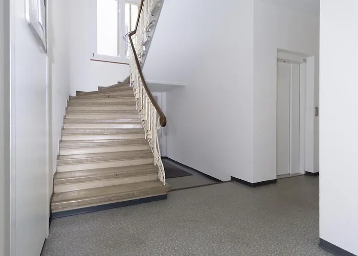 Downtown Deluxe With Queen Bed Be-25 *